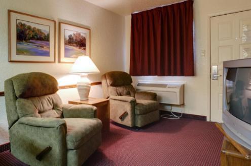 Amerihome Inn & Suites Houston Airport North Exterior foto
